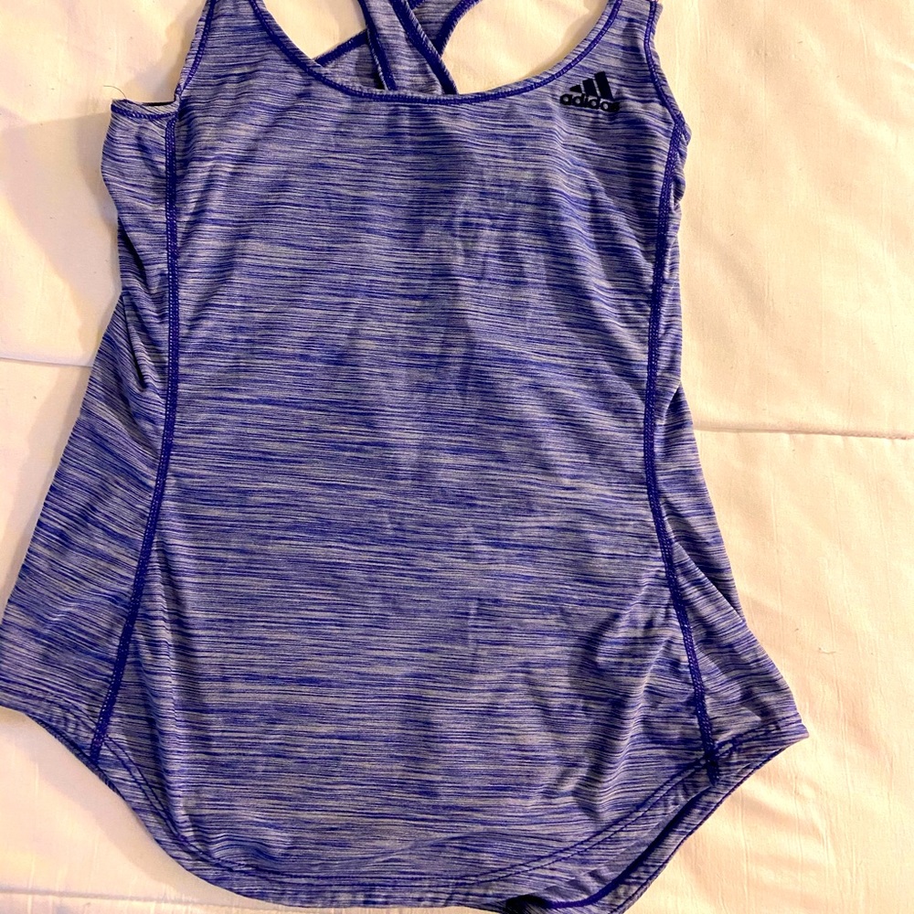 Cross back Adidas Tank